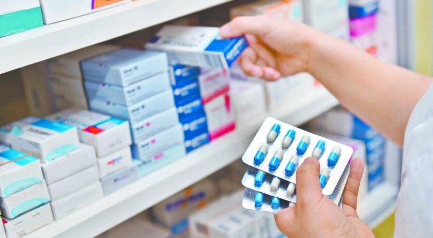 Desabasto de medicamentos se concentra en IMSS-Bienestar por cambios en distribución y el modelo de salud: Clark