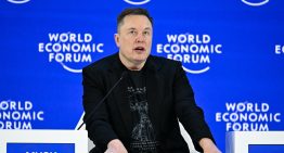 Elon Musk pide a bancos que gestionan salida a bolsa de SpaceX adquirir suscripciones de Grok