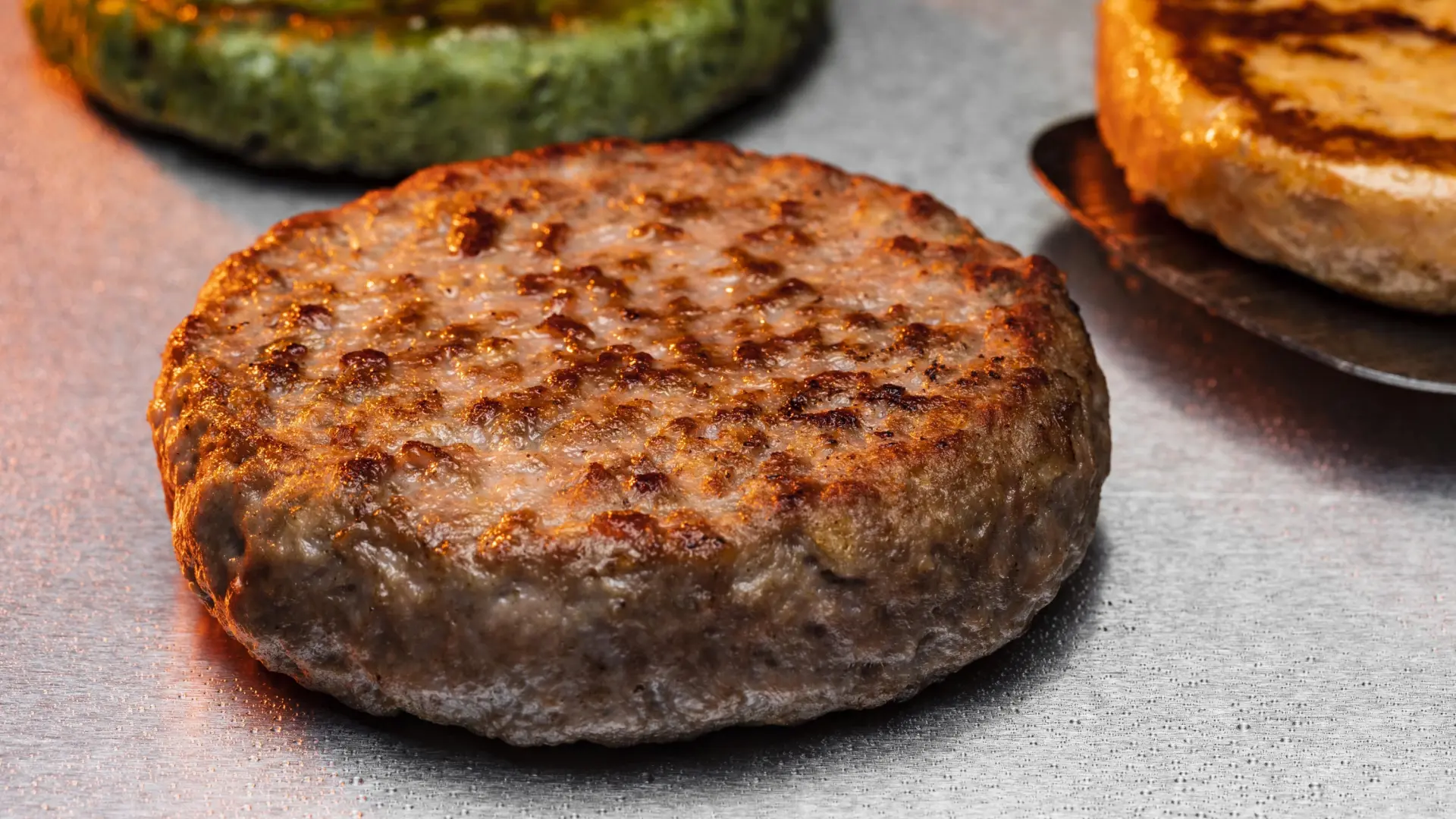 David Callejo, médico: «El filete puede comerse poco hecho, pero la carne picada de una hamburguesa no»