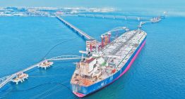 Barril vuelve a superar los 100 dólares tras fin de negociaciones Estados Unidos-Irán sin acuerdo