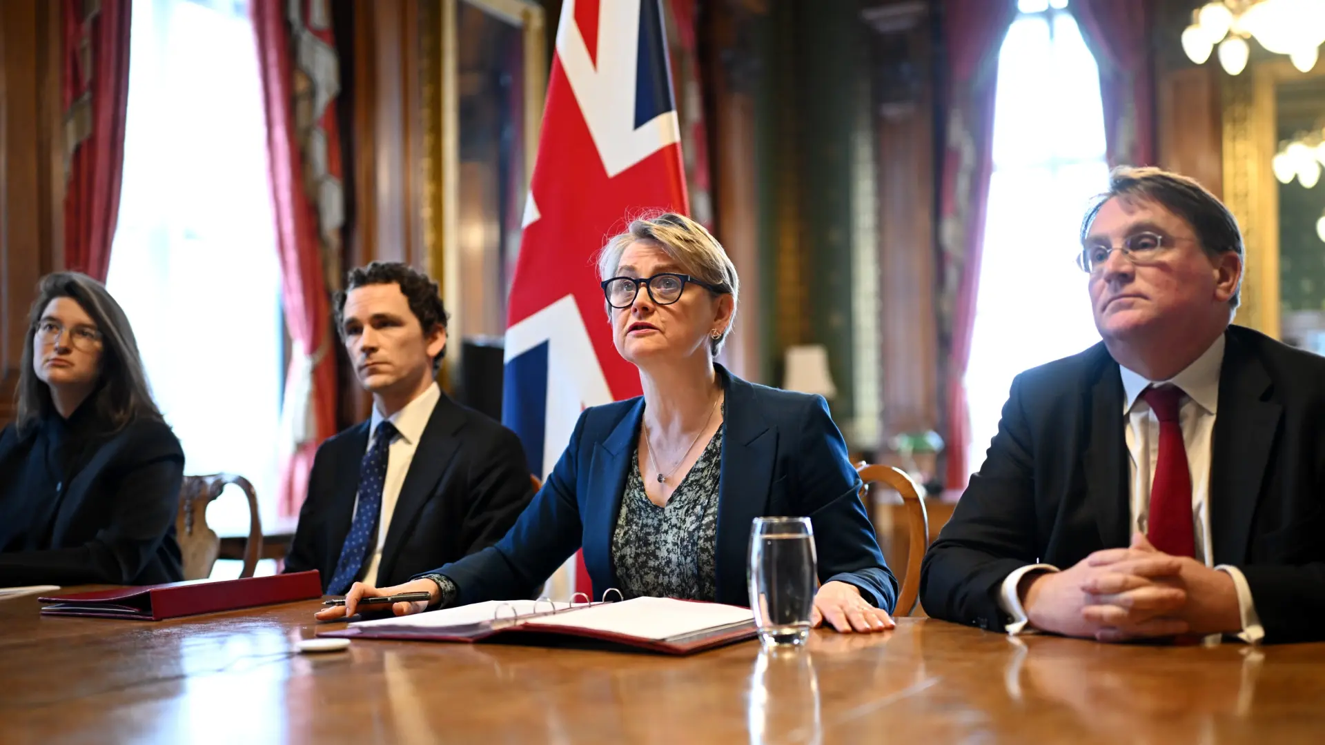 Unos 40 países se plantean sancionar a Irán y se oponen a aplicar peajes en el estrecho de Ormuz, donde hay 2.000 buques atrapados