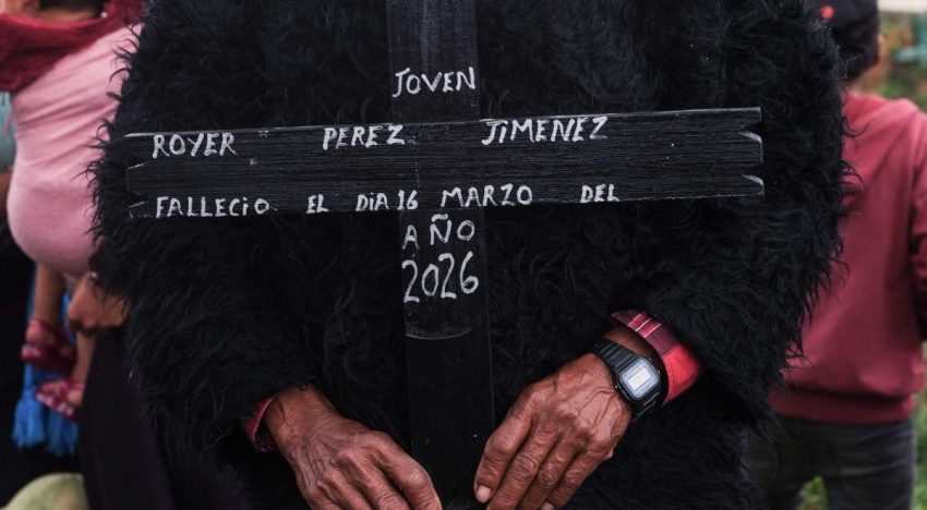 Despiden a Róyer Pérez, joven chiapaneco muerto en custodia de ICE; «no fue suicidio», familiares