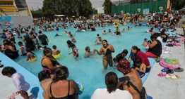 Sábado de Gloria: familias llenan el Balneario Olímpico de Pantitlán FOTOS