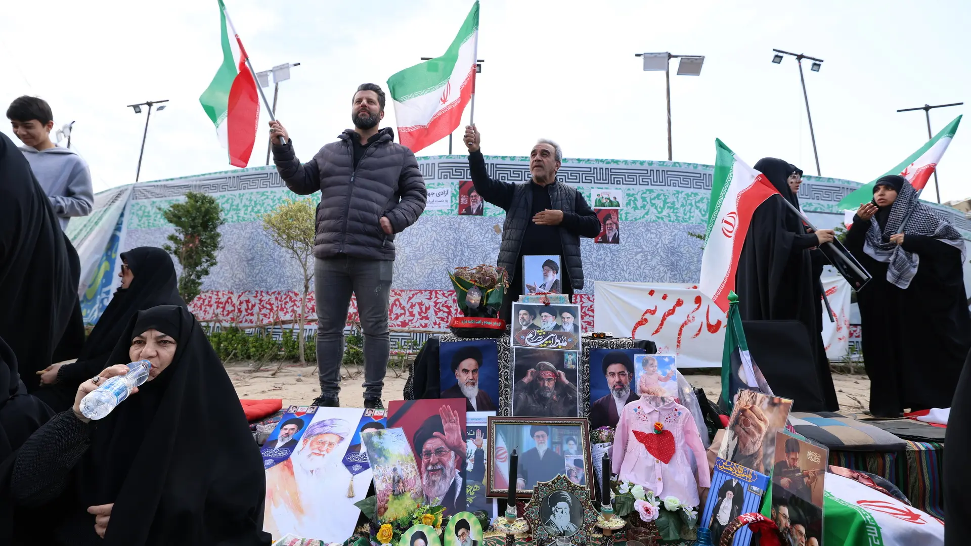 La «frágil» tregua entre EEUU e Irán se tambalea el primer día por los ataques de Israel en Líbano y la incertidumbre en Ormuz