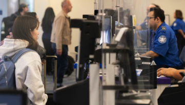 ¿Adiós al «sueño americano» del turista? Por qué su visa ya no le garantiza la entrada en los aeropuertos de EU