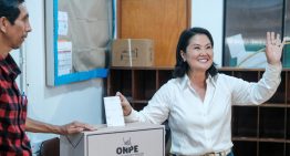 Sondeos colocan a Keiko Fujimori en la delantera durante la primera ronda presidencial de Perú