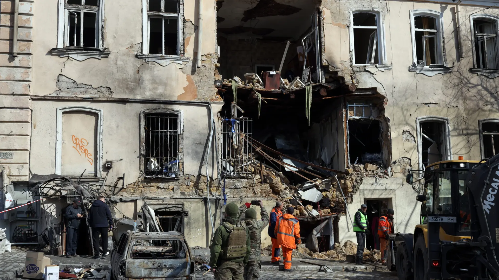 Rusia retoma los bombardeos en Ucrania tras la tregua de Pascua: al menos 15 muertos y casi un centenar de heridos