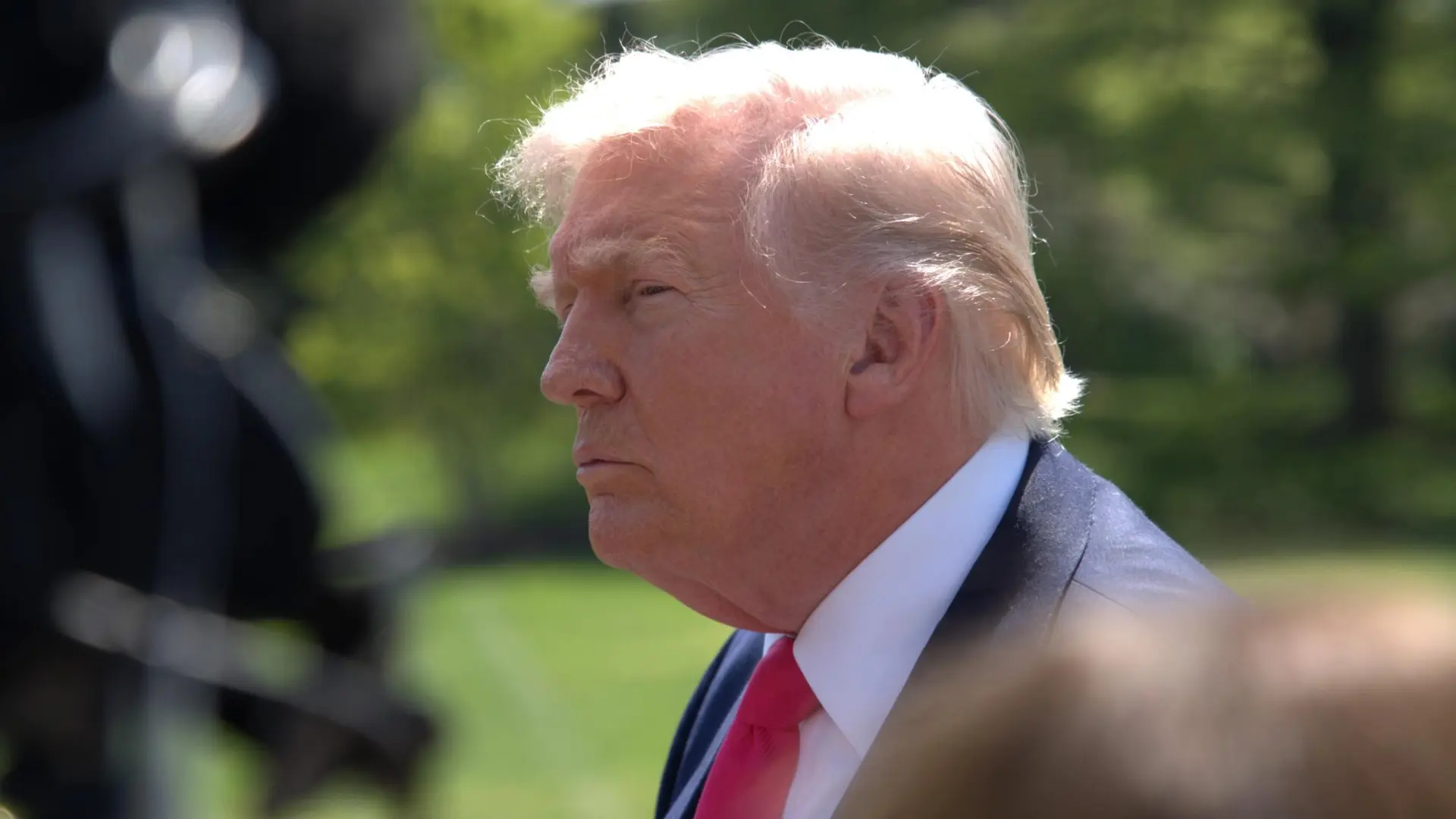 Trump ordena a la Armada estadounidense «disparar y matar» a los barcos iraníes que coloquen minas en Ormuz