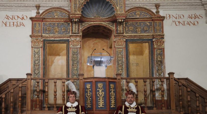 ¿Podría un cantautor ganar el Premio Cervantes?