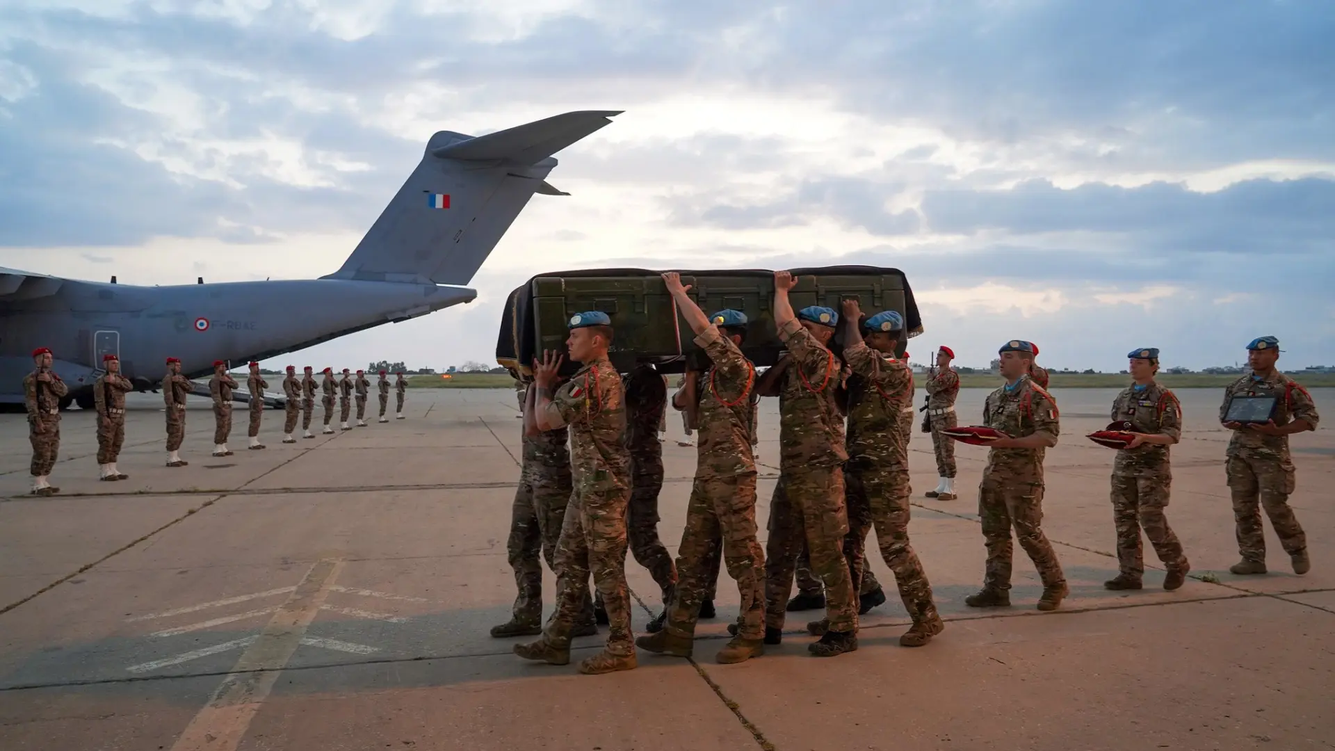 París ha recibido del Líbano garantías de que perseguirá a los asesinos de su casco azul