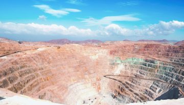 Mineras en BMV caen por conflicto de Medio Oriente