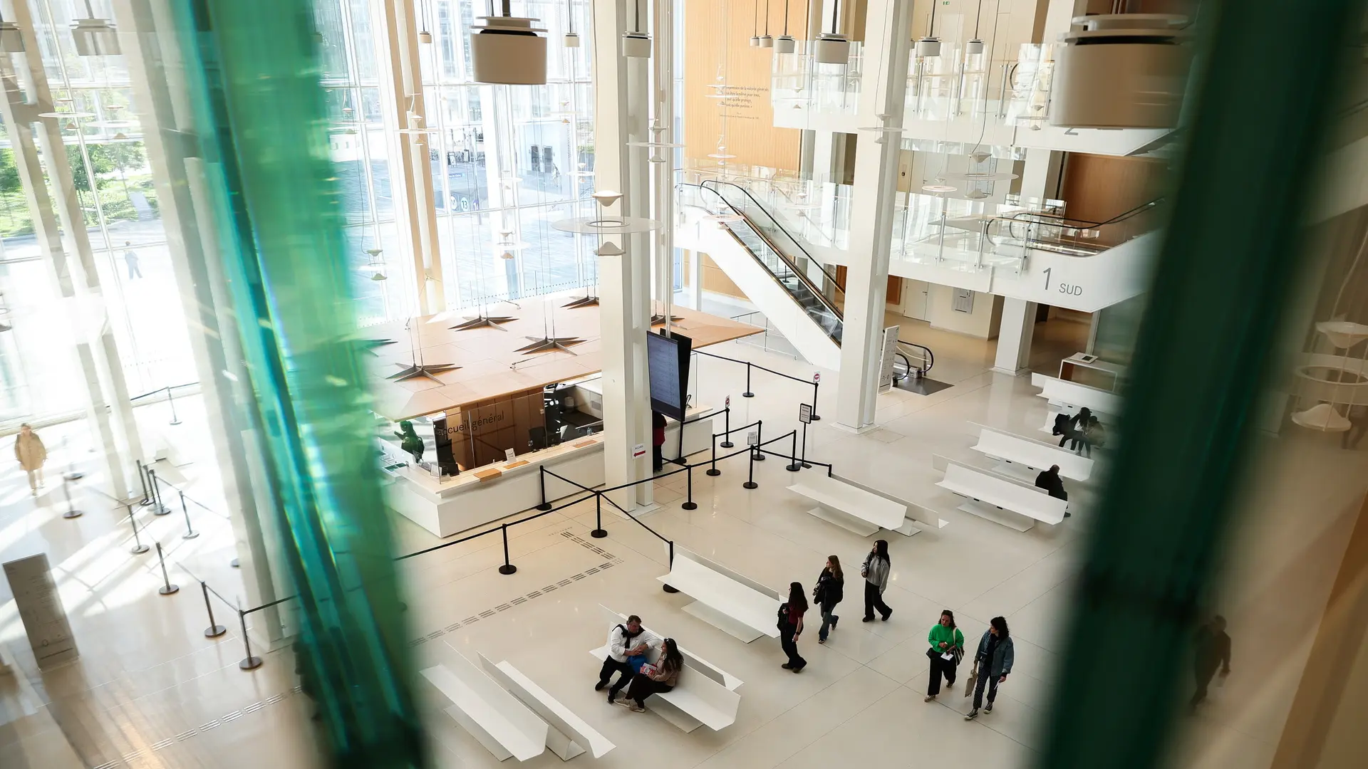 Musk da plantón a la Justicia francesa en su investigación por pornografía infantil y 'deepfakes' en la red social X