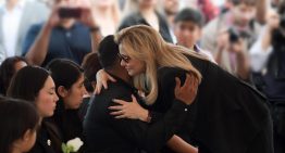 Maru Campos encabeza homenaje póstumo a elementos de la Agencia Estatal de Investigación