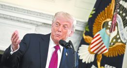 Trump cambia de estrategia, prorroga de manera indefinida tregua con Irán