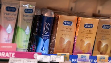 Empresa matriz de los condones Durex ve afectaciones por la guerra en Oriente Medio