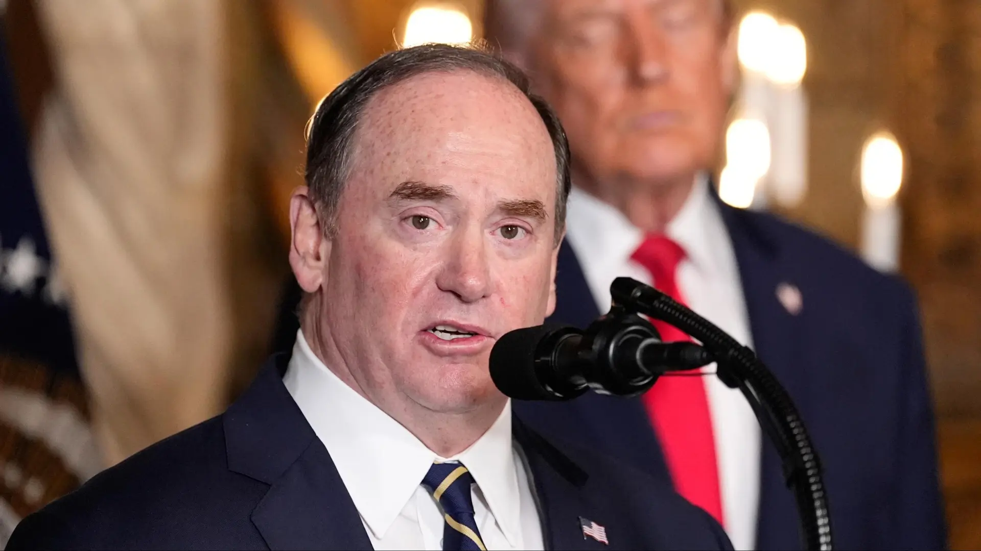 El secretario de Marina de EEUU es destituido tras meses de disputas en el Pentágono