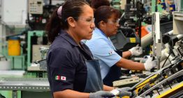 Crece en 422 mil personas la población ocupada en un año