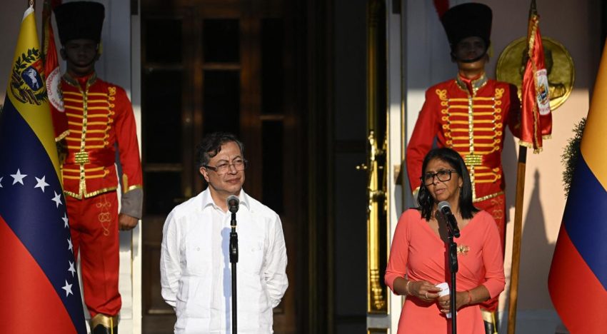 Venezuela y Colombia buscan aumentar comercio bilateral y mejorar suministro eléctrico