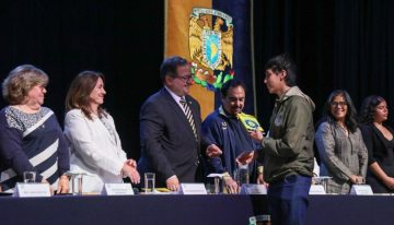 El futbol también es materia de lectura y un vínculo con las juventudes