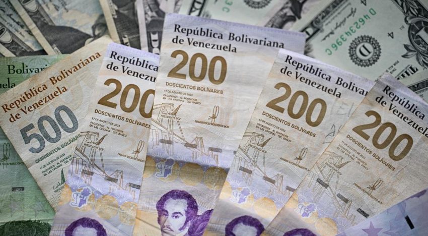 Gobierno de Venezuela anuncia aumento de ingreso mensual para trabajadores a 240 dólares