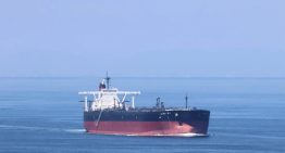 Tres tanqueros fantasma siguen varados con cinco millones de barriles de crudo venezolano