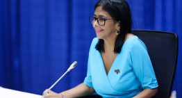 Delcy Rodríguez arribó a Venezuela tras su segunda visita oficial a Barbados