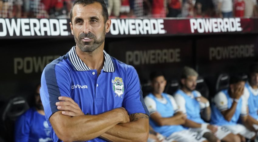 Sigue la sangría de técnicos en la Liga Profesional: Zaniratto echado con escándalo de Gimnasia de La Plata y es el 11° en 12 partidos