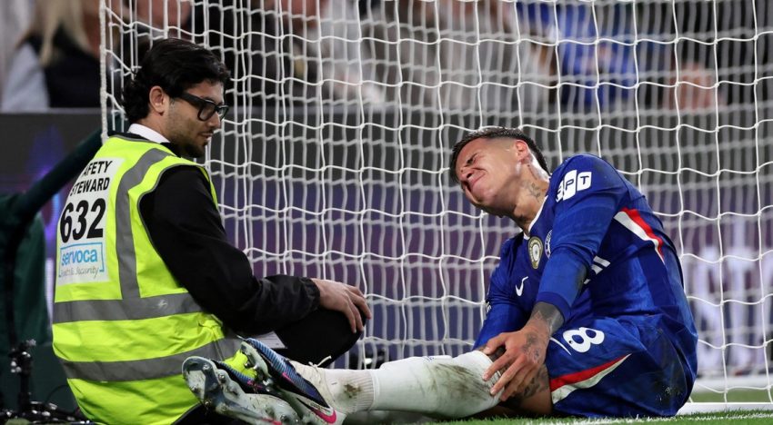 Enzo Fernández y un regreso para el olvido: volvió tras los dos partidos de suspensión, Chelsea perdió con Manchester United y se fue con un susto