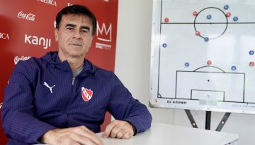 Gustavo Quinteros y la fórmula para recuperar a Independiente: «La presión y la exigencia pesan, pero estamos en un momento muy bueno»