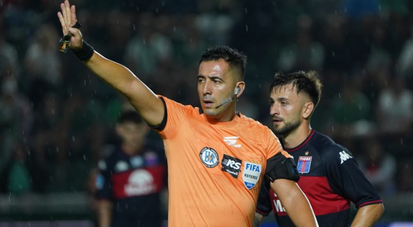 Los árbitros de la fecha 14 del Torneo Apertura: Lobo Medina, uno de los apuntados por corrupción, vuelve a dirigir en la Liga Profesional