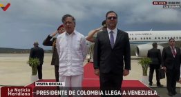 Gustavo Petro arribó a Venezuela para reunirse con Delcy Rodríguez (VIDEO)