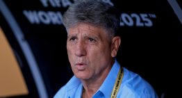 Renato Gaúcho no viajó con Vasco da Gama y mandó un equipo de juveniles para enfrentar a Barracas Central por la Copa Sudamericana