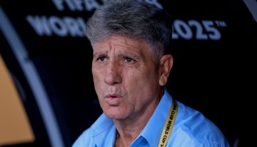 Renato Gaúcho no viajó con Vasco da Gama y mandó un equipo de juveniles para enfrentar a Barracas Central por la Copa Sudamericana