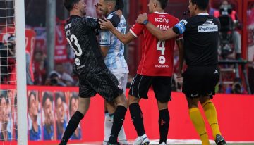 Maravilla Martínez tuvo el gol de Racing pero quiso picar su penal y falló: la increíble reacción de Rey, el arquero de Independiente