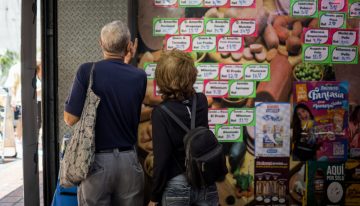 El Tiempo: Venezolanos no sienten el cambio en su bolsillo a tres meses de la captura de Maduro