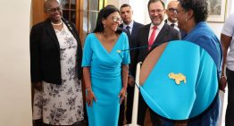 Yván Gil salió en defensa del broche de Delcy Rodríguez en medio de la disputa con Guyana