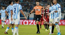 Costas y Rojo estuvieron cara a cara tras la expulsión en el clásico con River: ¿volverá a jugar en Racing tras otra indisciplina?