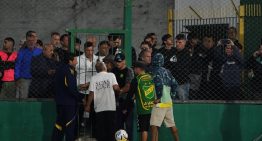 Los 10 minutos de locura en Defensa y Justicia vs Boca: hinchas heridos, invasión de barras y la furia de Soso, expulsado
