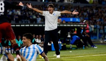 El reto de Gustavo Costas a Marcos Rojo por la expulsión en el clásico Racing vs River: «Hay que ser más inteligentes»