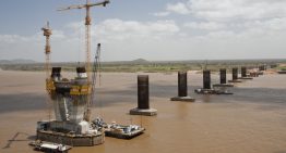 Abandono total: Así luce el puente sobre el Orinoco que costó miles de millones y nunca se terminó (VIDEO)