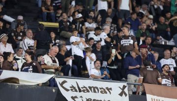 La odisea de los hinchas de Platense en el estadio de Peñarol la por Copa Libertadores: 7 horas encerrados en la tribuna que valieron la pena