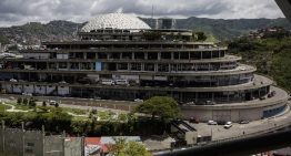 Emotivo momento: Así vivieron presos políticos en El Helicoide la incursión militar de EEUU el 3 de enero (VIDEO)