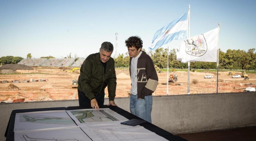 Franco Colapinto, junto a Jorge Macri, visitó el avance de las obras en el autódromo de Buenos Aires: «Se sorprendió»