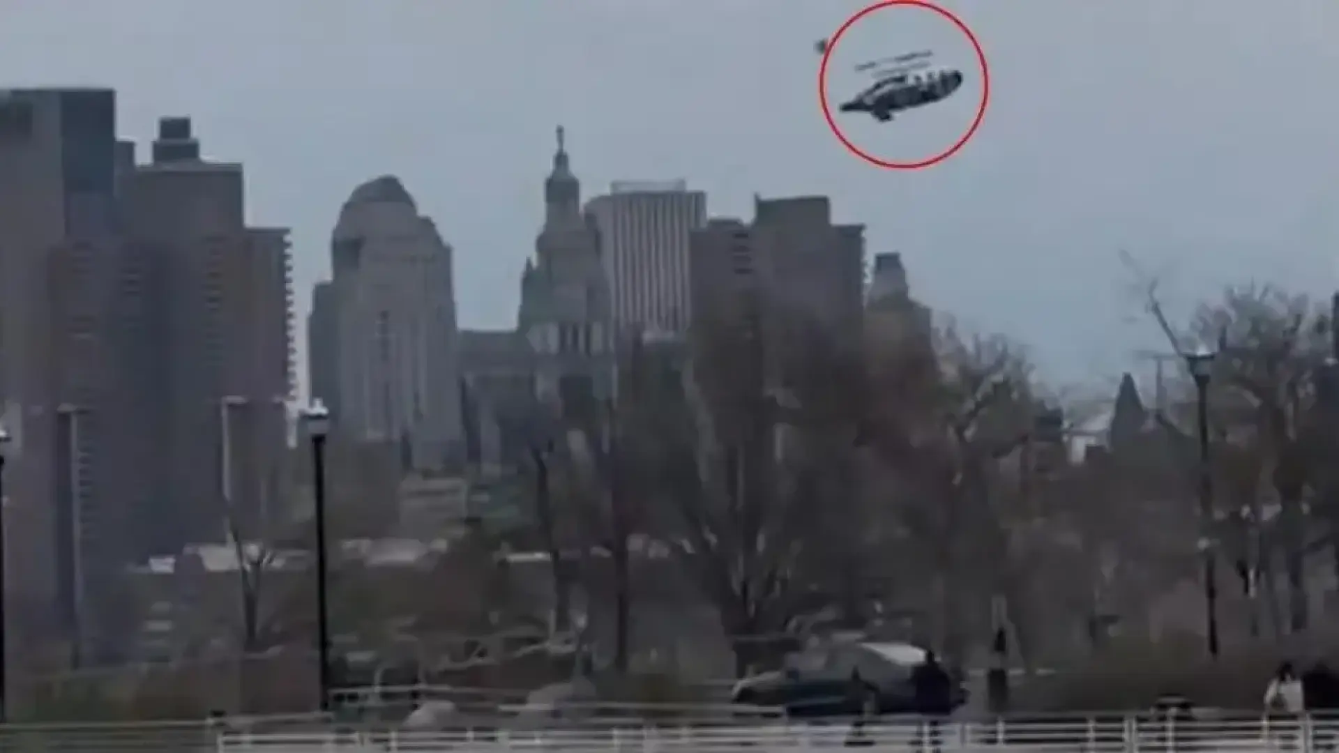 La familia de los españoles muertos en el helicóptero en Nueva York demanda que le compensen por el «terror» que pasaron