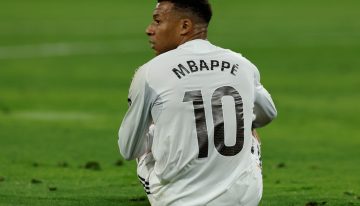 Al Real Madrid se le escapó el triunfo ante Betis en la última jugada y Kylian Mbappé pidió el cambio