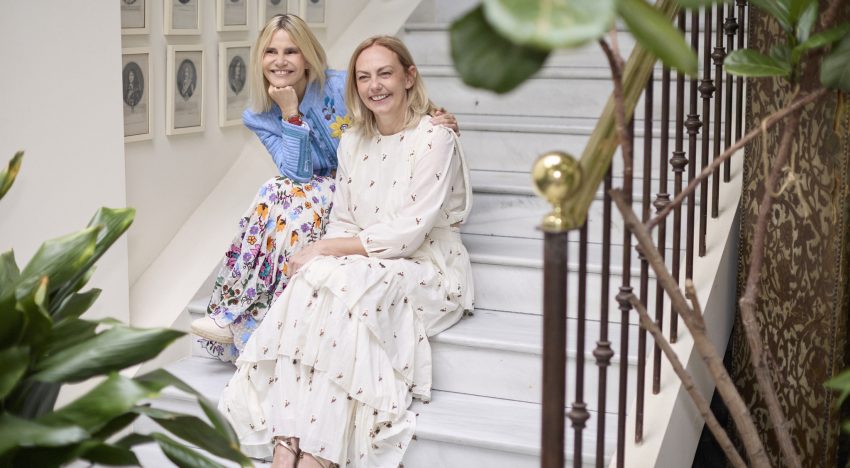 Eugenia Martínez de Irujo crea una colección para Antik Batik: «A mi madre le encantaba andar descalza, las túnicas hippies, todo lo cómodo. Ambas hemos sido siempre menos sofisticadas y más relajadas»