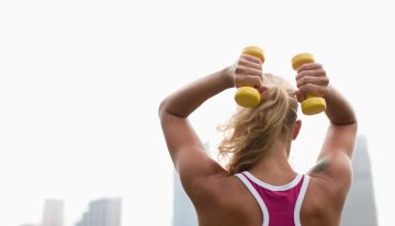 Blanca Pombal, entrenadora personal: «El entrenamiento de fuerza es la mejor opción para empezar a moverte cuando llevas una vida sedentaria»