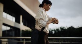 Por qué en Japón llegar a tu hora en el trabajo puede ser motivo de despido (cuando en España es razón de elogio)