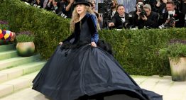 Este no es sólo el primer vestido de Zara en pisar la alfombra roja de la Met Gala 2026 también es el primer adelanto de la colección de John Galliano