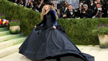 Este no es sólo el primer vestido de Zara en pisar la alfombra roja de la Met Gala 2026 también es el primer adelanto de la colección de John Galliano